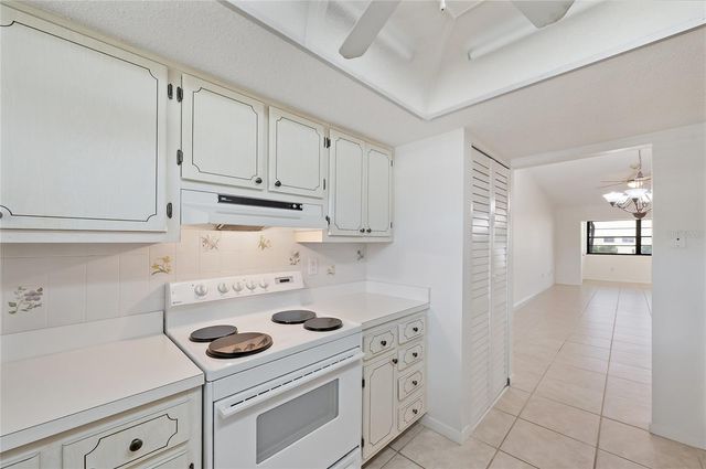 1407 58TH STREET W 1407, Bradenton, FL 34209