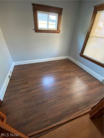 14210 Kingsford Avenue, Cleveland, OH 44128