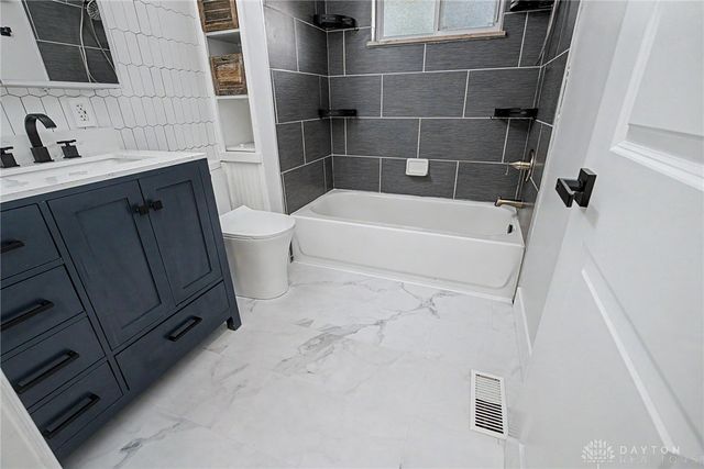 6138 Janice Place, Clayton, OH 45415