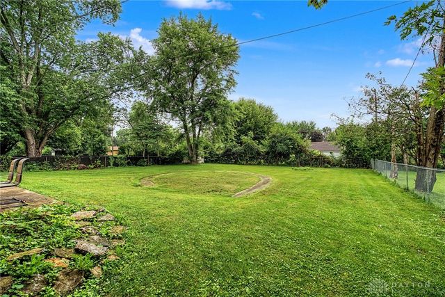 6138 Janice Place, Clayton, OH 45415