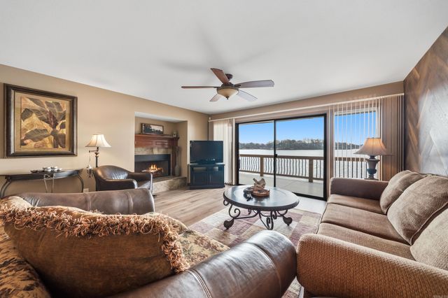 200 Pretti Pt Apt E2, Hot Springs, AR 71913