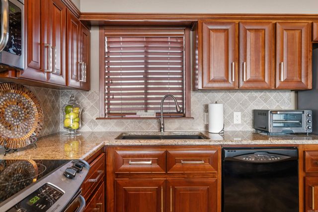 200 Pretti Pt Apt E2, Hot Springs, AR 71913