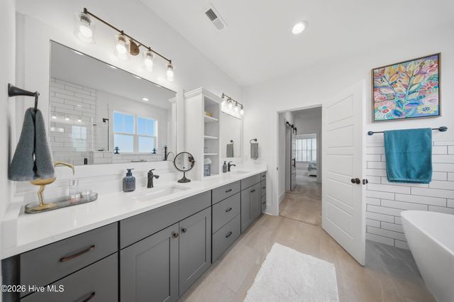 132 Anchors Away Drive, Hampstead, NC 28443