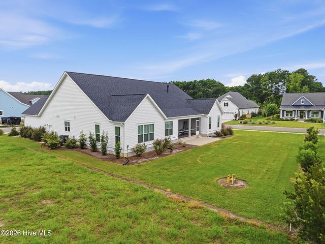 132 Anchors Away Drive, Hampstead, NC 28443
