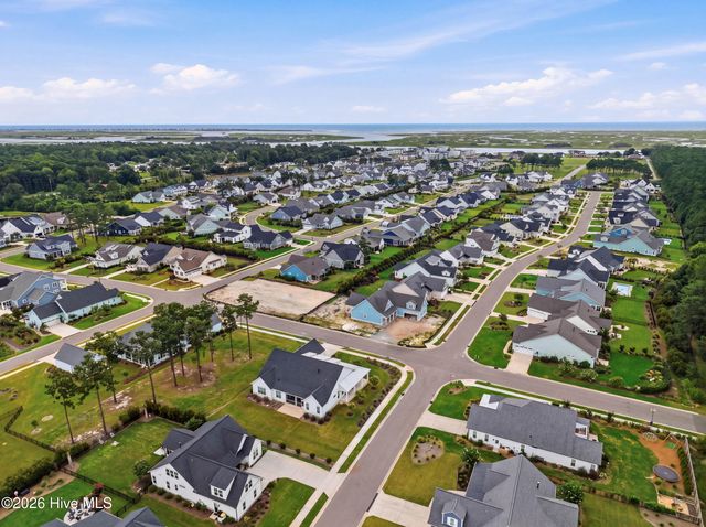 132 Anchors Away Drive, Hampstead, NC 28443