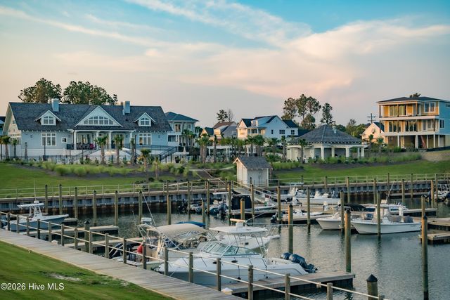 132 Anchors Away Drive, Hampstead, NC 28443