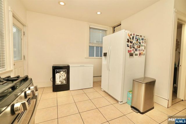 566-568 Highland, Newark, NJ 07104