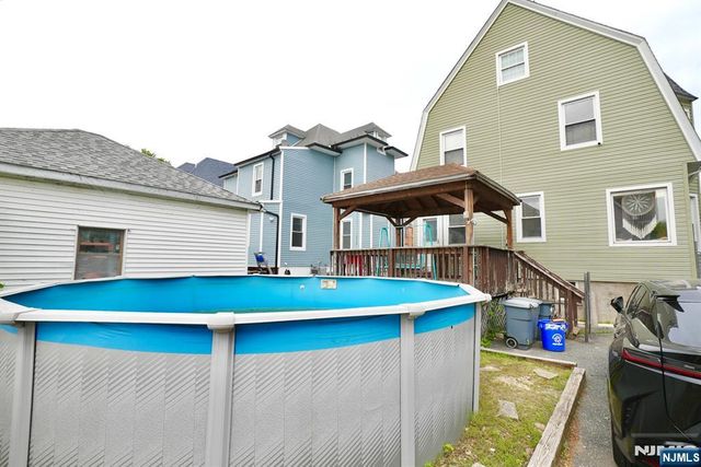 566-568 Highland, Newark, NJ 07104