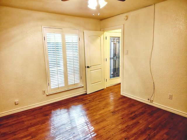 4623 Country Creek Drive 1049, Dallas, TX 75236