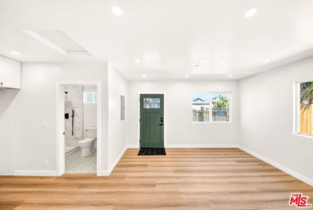 204 E 88th Street, Los Angeles, CA 90003