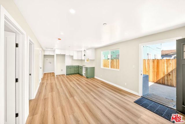 204 E 88th Street, Los Angeles, CA 90003