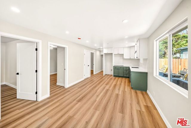 204 E 88th Street, Los Angeles, CA 90003