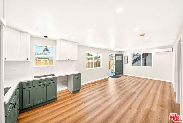 204 E 88th Street, Los Angeles, CA 90003