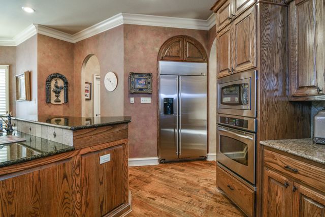 1106 N 14th Street, Wolfforth, TX 79382