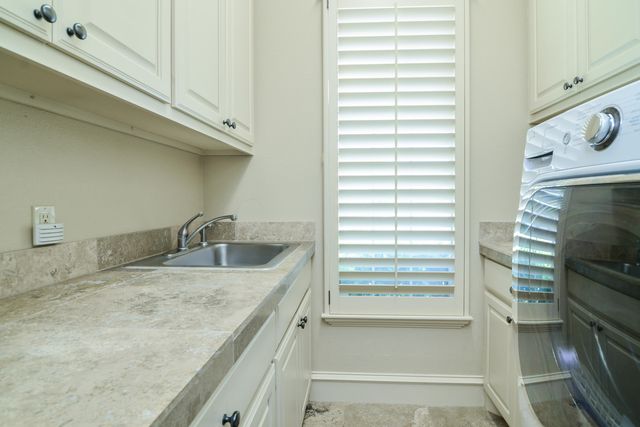 1106 N 14th Street, Wolfforth, TX 79382