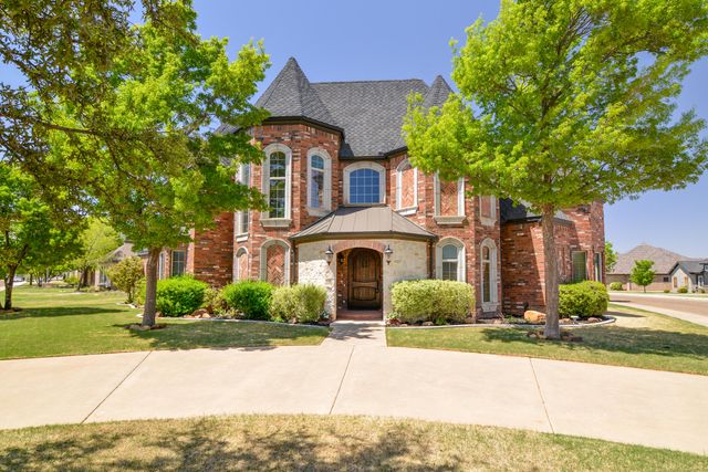 1106 N 14th Street, Wolfforth, TX 79382