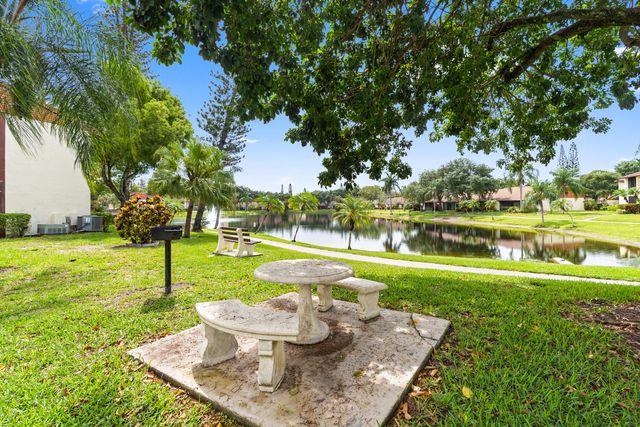 4996 Sable Pine Circle A1, West Palm Beach, FL 33417