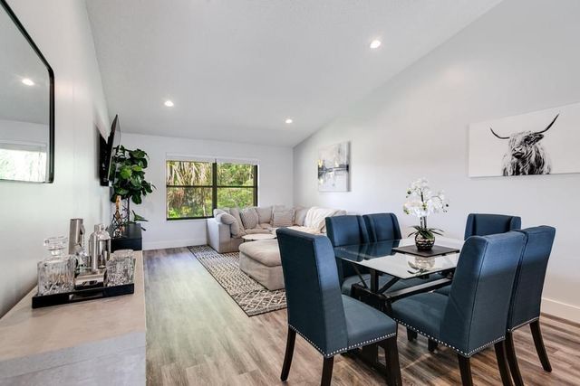 13065 Albright Court 28, Wellington, FL 33414