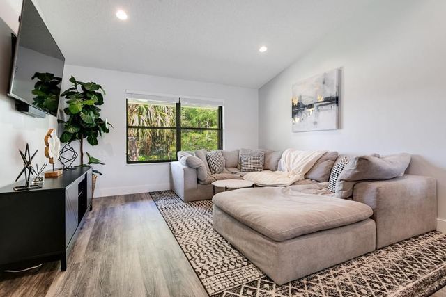 13065 Albright Court 28, Wellington, FL 33414