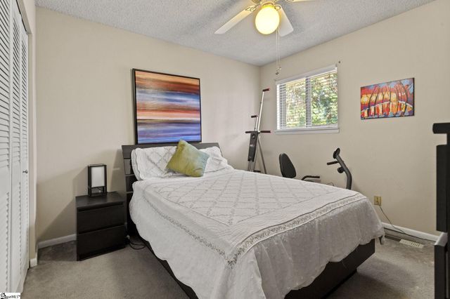 37 Briarglen Place, Greenville, SC 29615