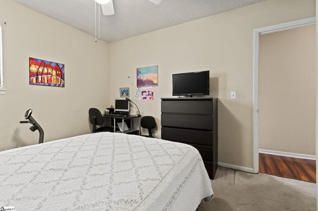 37 Briarglen Place, Greenville, SC 29615