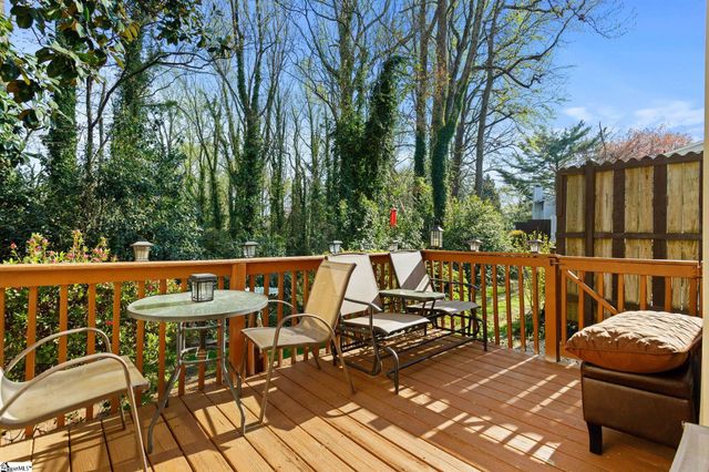 37 Briarglen Place, Greenville, SC 29615