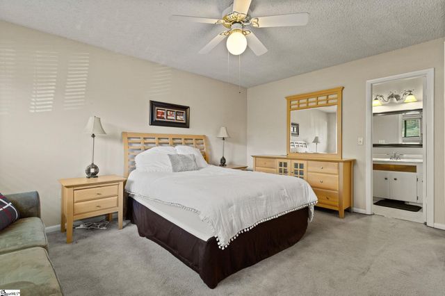 37 Briarglen Place, Greenville, SC 29615