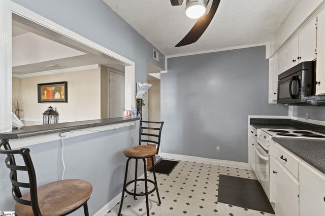 37 Briarglen Place, Greenville, SC 29615