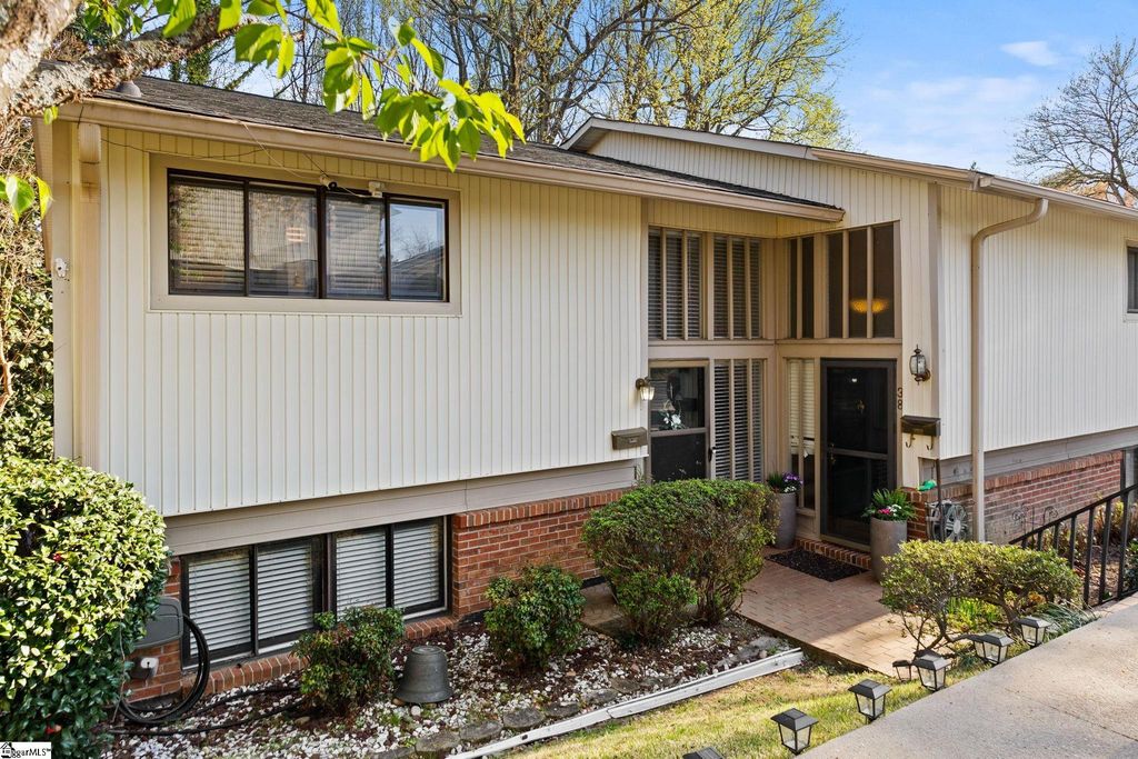 37 Briarglen Place, Greenville, SC 29615