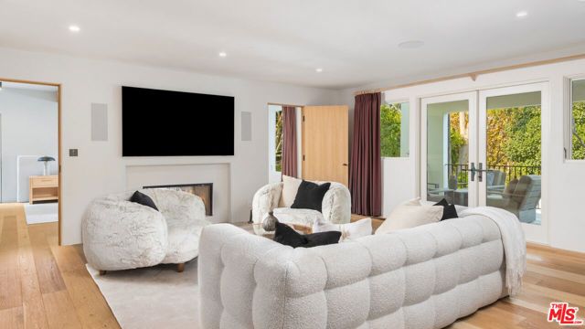 7046 Grasswood Avenue, Malibu, CA 90265