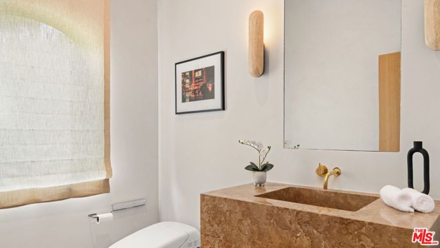 7046 Grasswood Avenue, Malibu, CA 90265