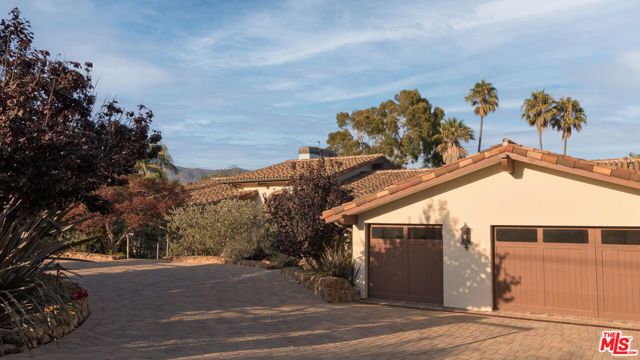 7046 Grasswood Avenue, Malibu, CA 90265