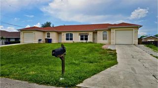 2218 Putter LN, Lehigh Acres, FL 33973