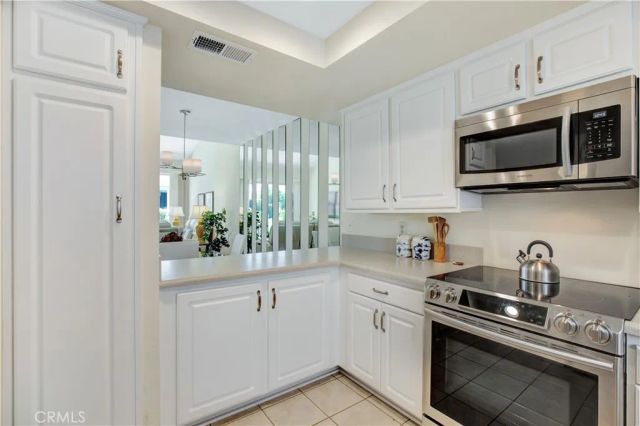 1911 Grand Bahama Drive East, Palm Springs, CA 92264