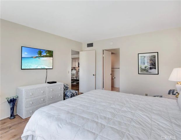 1911 Grand Bahama Drive East, Palm Springs, CA 92264