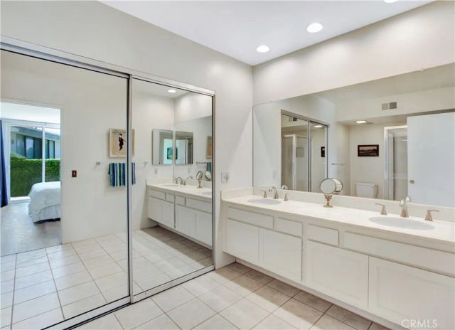 1911 Grand Bahama Drive East, Palm Springs, CA 92264