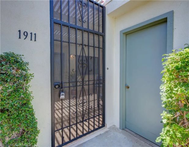 1911 Grand Bahama Drive East, Palm Springs, CA 92264