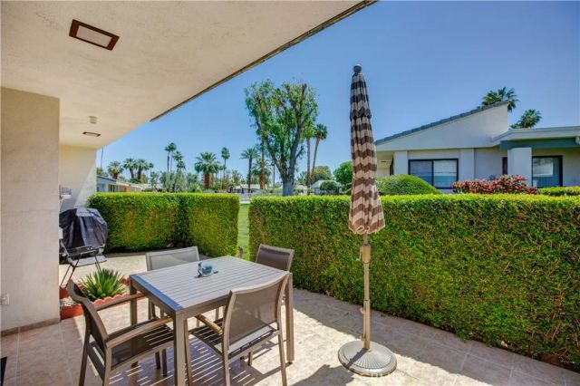 1911 Grand Bahama Drive East, Palm Springs, CA 92264