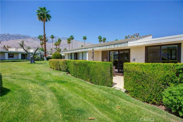 1911 Grand Bahama Drive East, Palm Springs, CA 92264