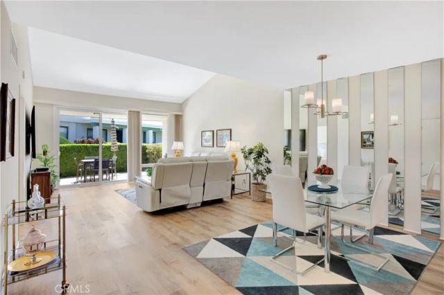 1911 Grand Bahama Drive East, Palm Springs, CA 92264