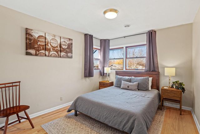 1821 E Euclid AVENUE, Milwaukee, WI 53207