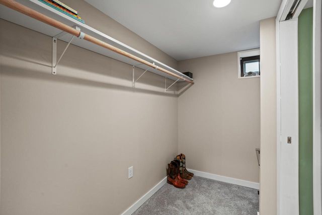 1821 E Euclid AVENUE, Milwaukee, WI 53207