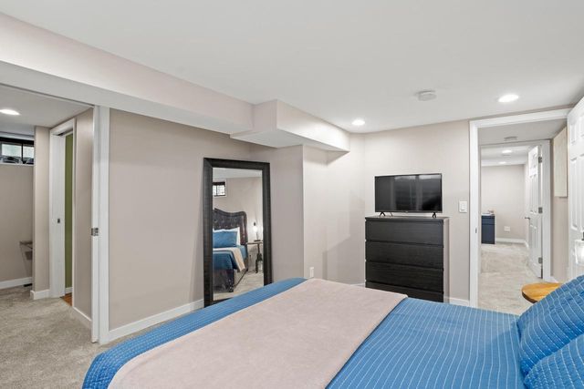 1821 E Euclid AVENUE, Milwaukee, WI 53207