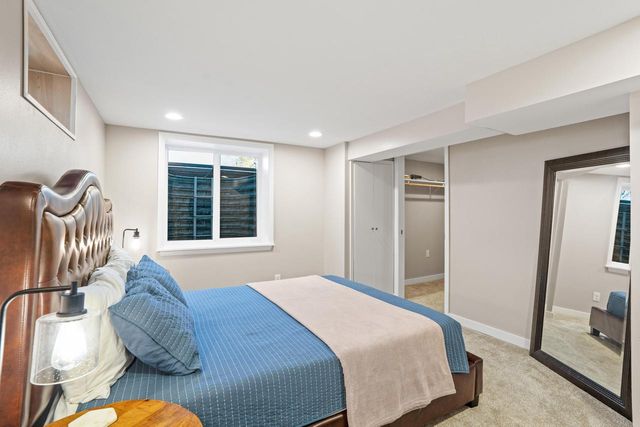 1821 E Euclid AVENUE, Milwaukee, WI 53207