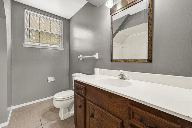 225 Saint Cloud Drive, Friendswood, TX 77546