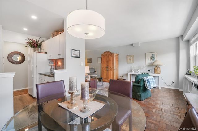 33 Barker Avenue 7B, White Plains, NY 10601