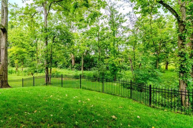 3529 Harper Woods Lane, Lexington, KY 40515