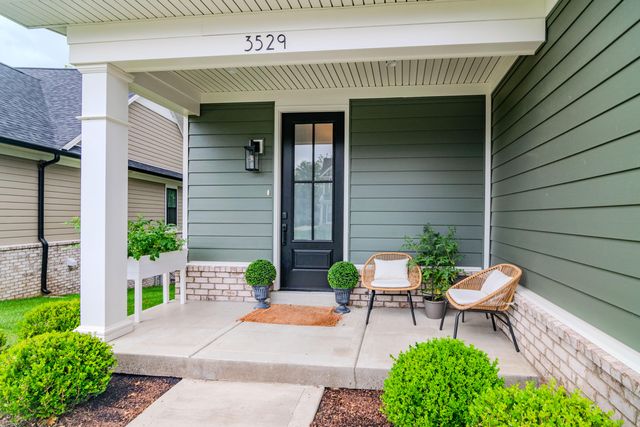 3529 Harper Woods Lane, Lexington, KY 40515