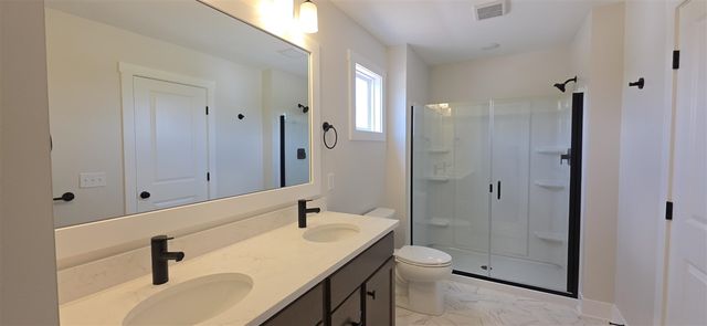 4830 Beesing Circle 18, Caledonia, MI 49316