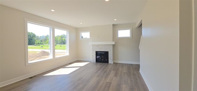 4830 Beesing Circle 18, Caledonia, MI 49316